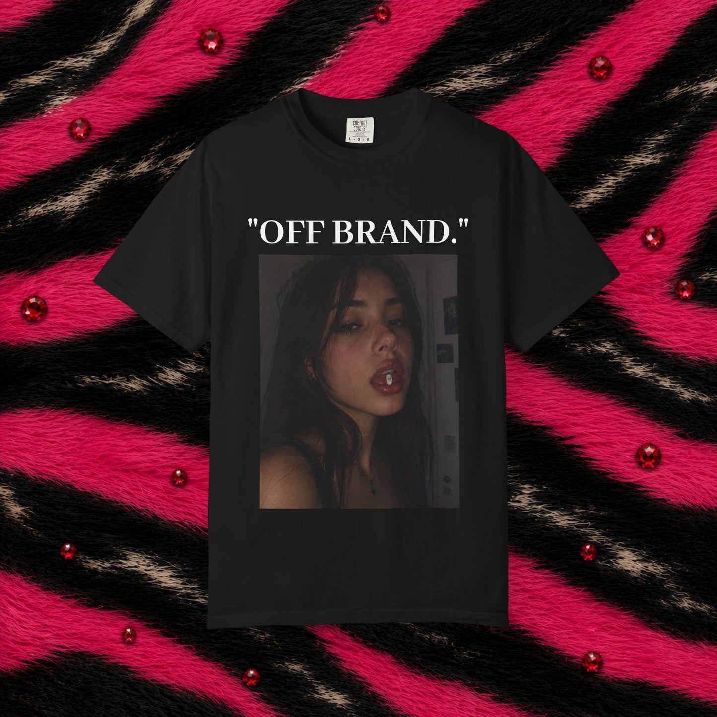 Off Brand. Photo Graphic T‑Shirt