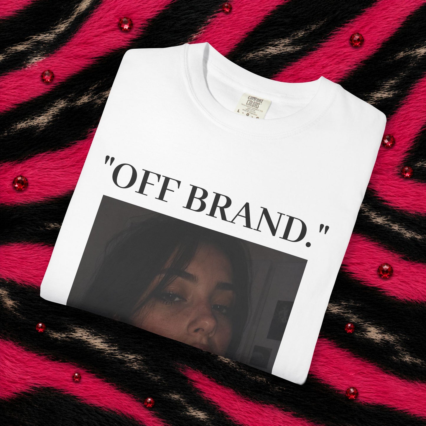 Off Brand. Photo Graphic T‑Shirt